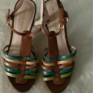 💛💚💙Multi-colored Strap Leather Sandals!